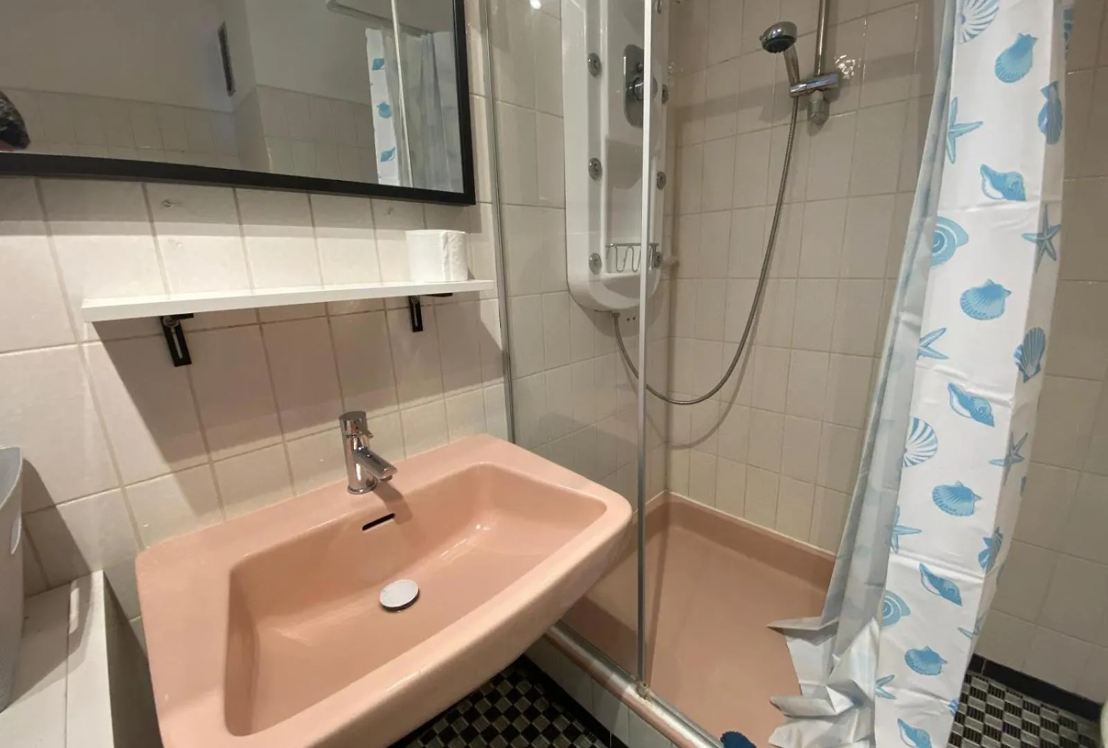 3-Zimmer-Wohnung Mit Terrasse Und 2 Schlafzimmern Norimberk Apartmán